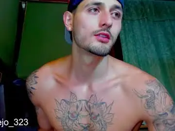 Chaturbate Live Porn of alejo_323__