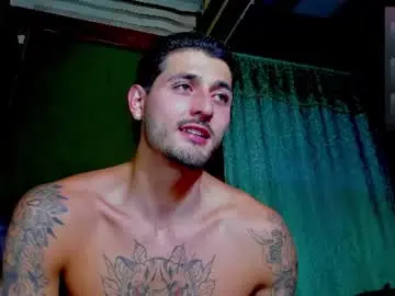 Chaturbate Live Porn of alejo_323__
