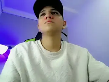 Chaturbate Free Live Porn of brett_bless