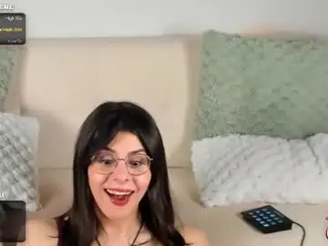 Chaturbate Adult Webcams of itschloelaurent