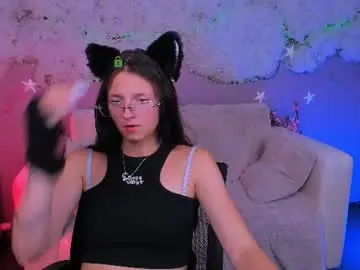 Chaturbate Free Live Porn of kira_so_shy