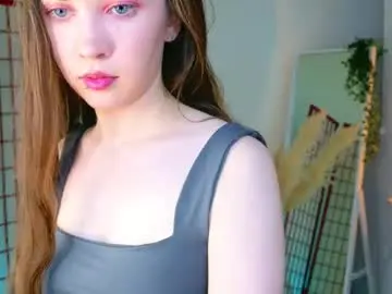 Chaturbate Live Sex Cam of silentlily