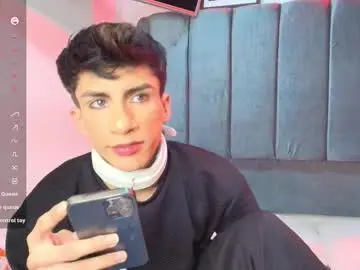 Chaturbate Watch Live Sex Cams of erick_velveth