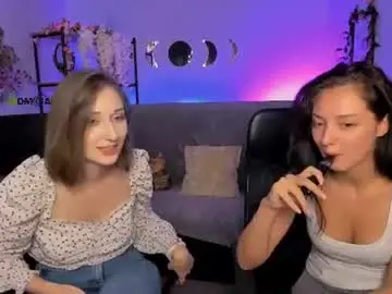 Chaturbate Live Sex Cam of eva_smiith_