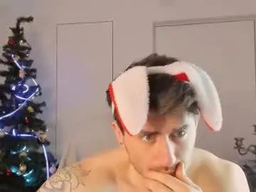 Chaturbate Live Sex Cam of oscar_miller_