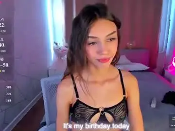 Chaturbate Live Sex Cam of tiffany__grace