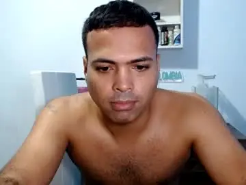 Chaturbate Live Sex Cam of andresfern