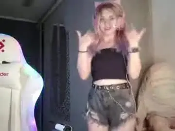 Chaturbate Free Porn Cam of lomamcmeen