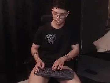 Chaturbate Best live sex cam show of magic_boy01