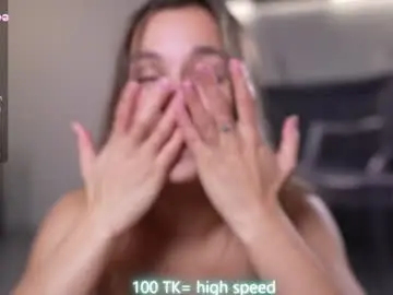 Chaturbate Free Live Porn of mon1_day