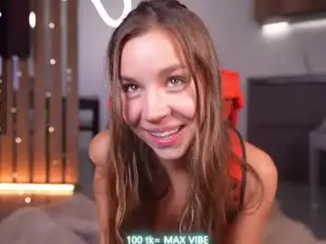 Chaturbate Watch Live Sex Cams of mon1_day