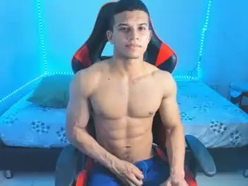 Chaturbate Nude Webcam of oliver_thompsson