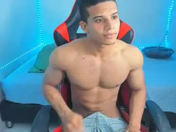Chaturbate Live Sex Cam of oliver_thompsson