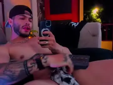 Chaturbate Free Live Porn of vincentblack_