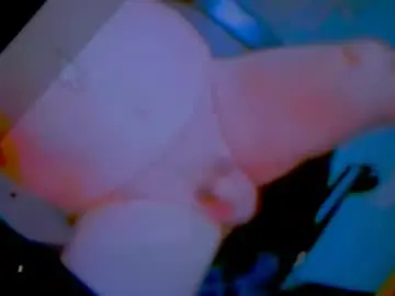 Chaturbate Free Porn Cam of _xxlilly