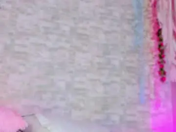 Chaturbate Live Sex Cam of ayla_lux