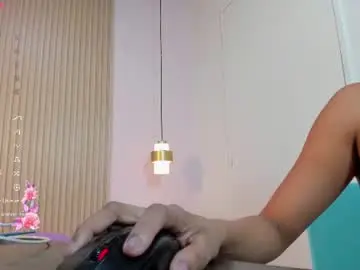Chaturbate Best live sex cam show of ellascott7