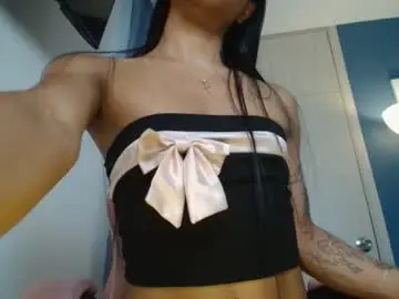 Chaturbate Adult Webcam of emmily_forever