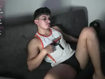 Chaturbate Live Sex of simoon_01