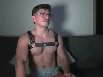 Chaturbate Watch Live Sex Cams of simoon_01
