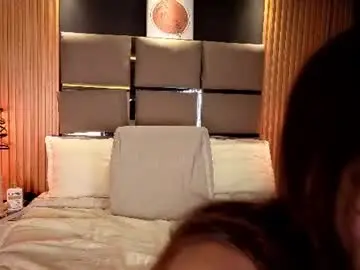 Chaturbate Live Sex Cam of melody_martinez9