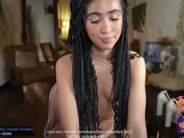 Chaturbate Free Porn Cam of amnie_