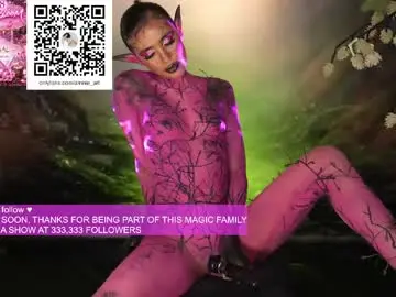 Chaturbate Best live sex cam show of amnie_