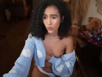 Chaturbate Free Live Porn of amnie_