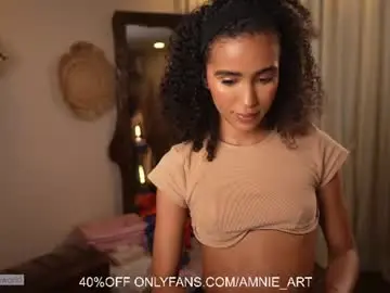 Chaturbate Best live sex cam show of amnie_