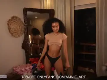 Chaturbate Live Sex of amnie_
