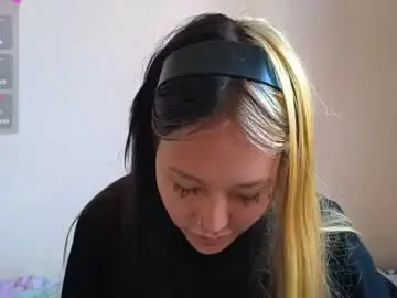 Chaturbate Live Sex Cam of annrosy
