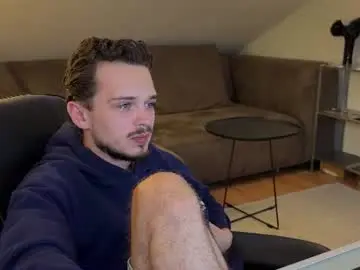 Chaturbate Free Live Porn of daimon_hall