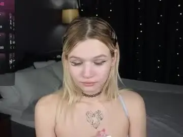 Chaturbate Free Live Porn of kiana_vision