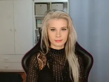 Chaturbate Watch Live Sex Cams of kristineamore