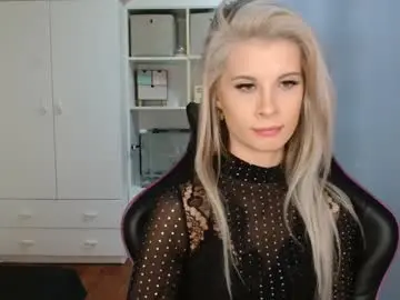 Chaturbate Watch Live Sex Cams of kristineamore