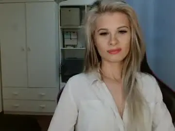 Chaturbate Adult Video Chat of kristineamore