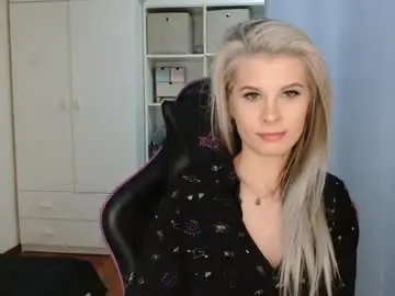 Chaturbate Sex Chat of kristineamore