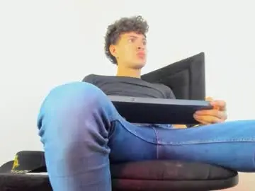 Chaturbate Adult Webcam of leo183877