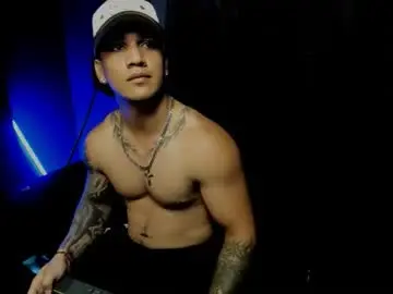 Chaturbate Watch Live Sex Cams of mr_maximo