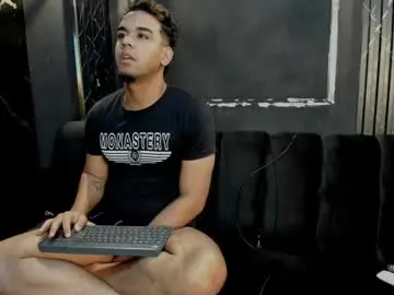 Chaturbate Adult Webcam of mr_maximo