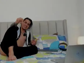Chaturbate Live Porn of mr_maximo