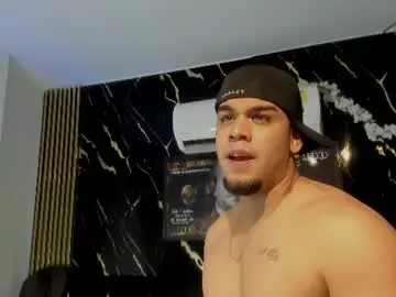 Chaturbate Nude Webcam of mr_maximo