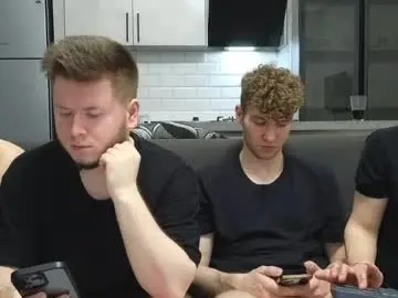 Chaturbate Live Sex Cam of alexxx_d