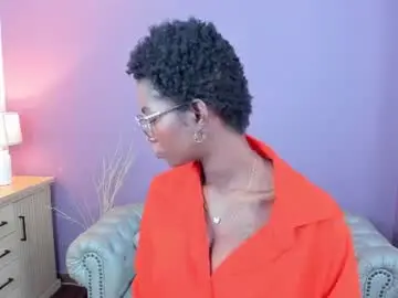 Chaturbate Live Sex Cam of amelia_adms