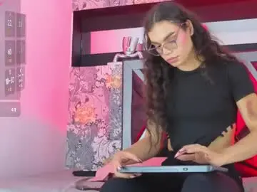 Chaturbate Best live sex cam show of camila_bella_