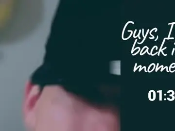 Chaturbate Live Sex Cam of danii_scot