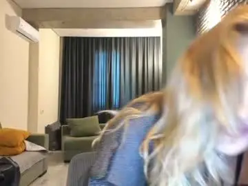 Chaturbate Live Porn of hi_lina
