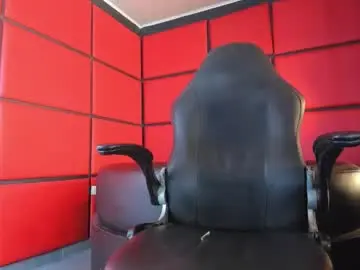 Chaturbate Watch Live Sex Cams of kylejoss30