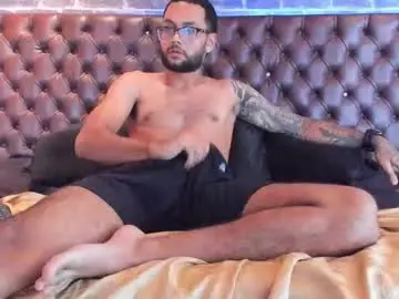 Chaturbate Adult Video Chat of kylejoss30