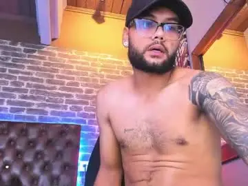 Chaturbate Sex Chat of kylejoss30